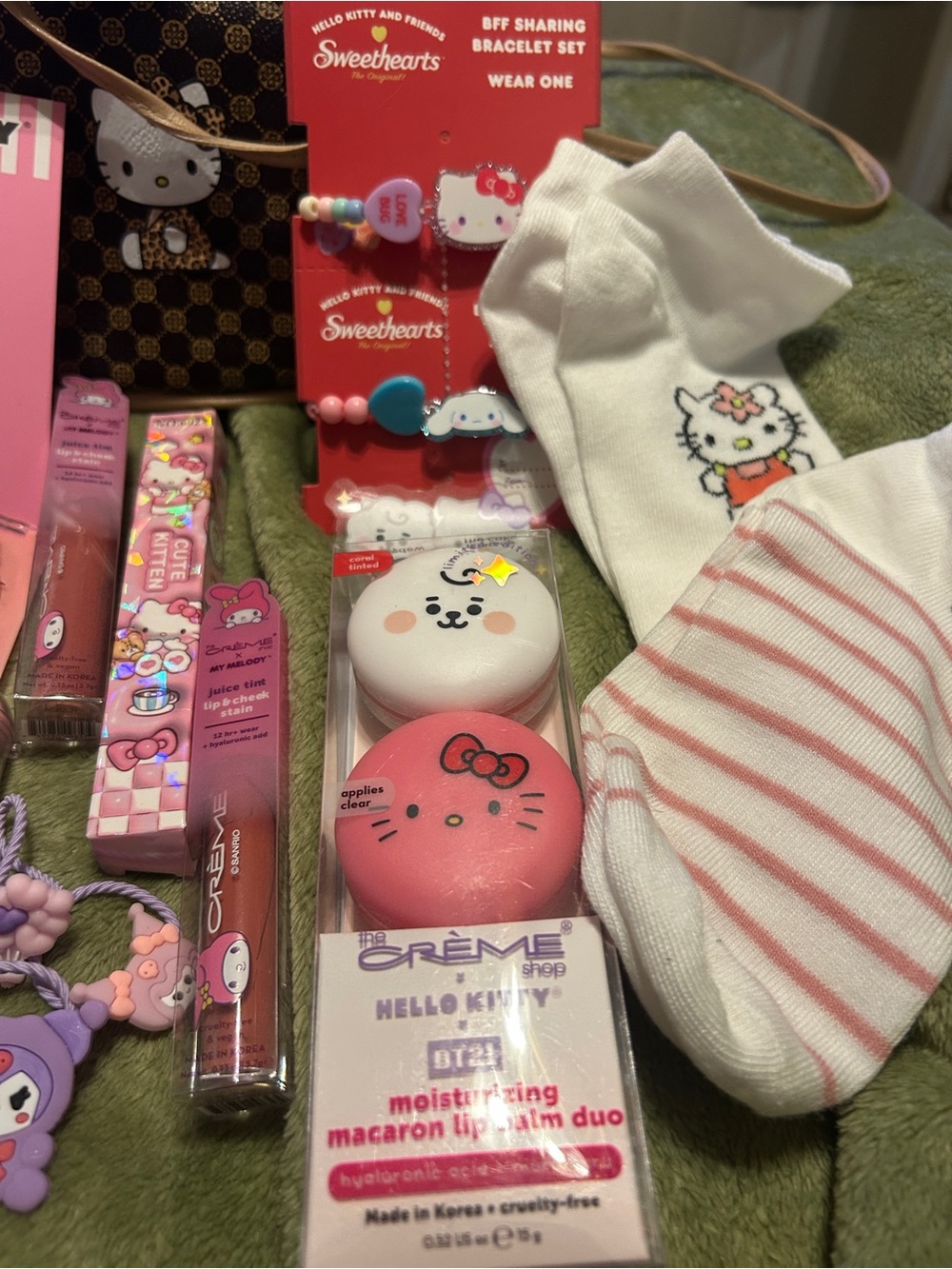 Hello Kitty Bundle accessories and makeup & more 21 items - Picture 5 of 9